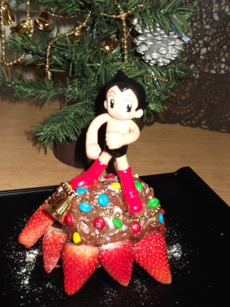 Astroboy+cake+and+tree.JPG