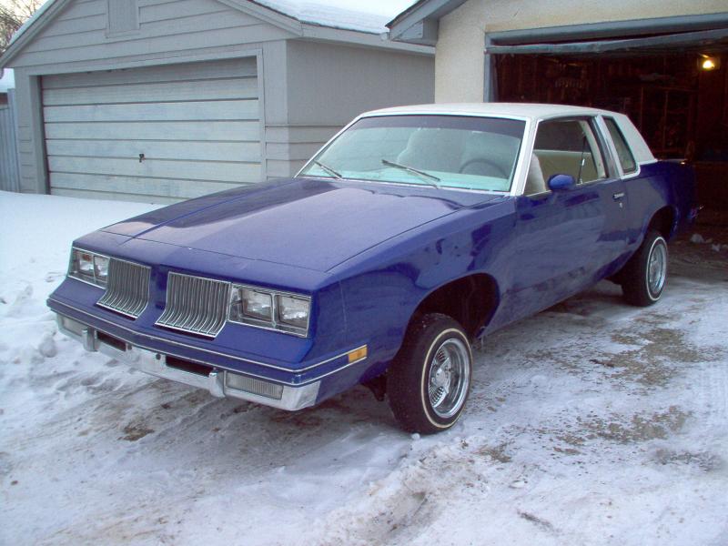 1984_oldsmobile_cutlass_supreme-pic-15667.jpg